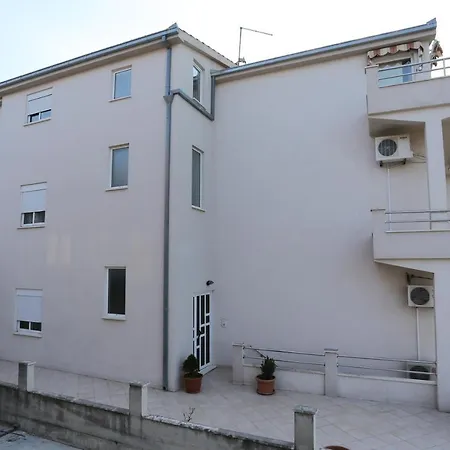 With Parking Space Podstrana, Split - 10348 פודסטראנה