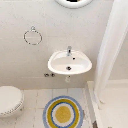 דירה With Parking Space Podstrana, Split - 10348 פודסטראנה