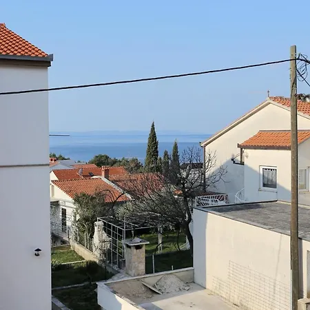 With Parking Space Podstrana, Split - 10348 דירה פודסטראנה